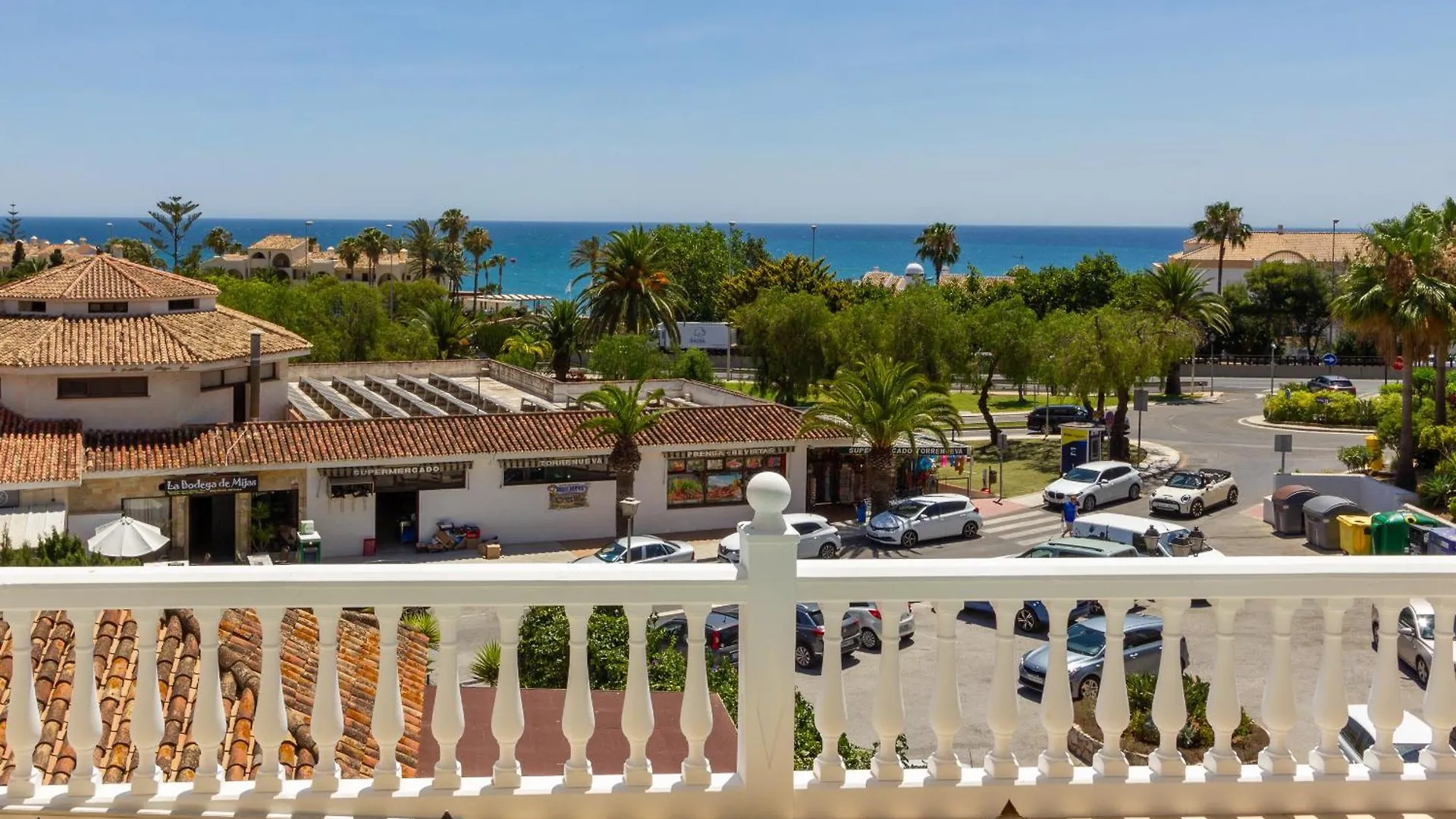 108-Villa, 2 Minutes Walk To The Beach, Heated Pool Malaga Villa