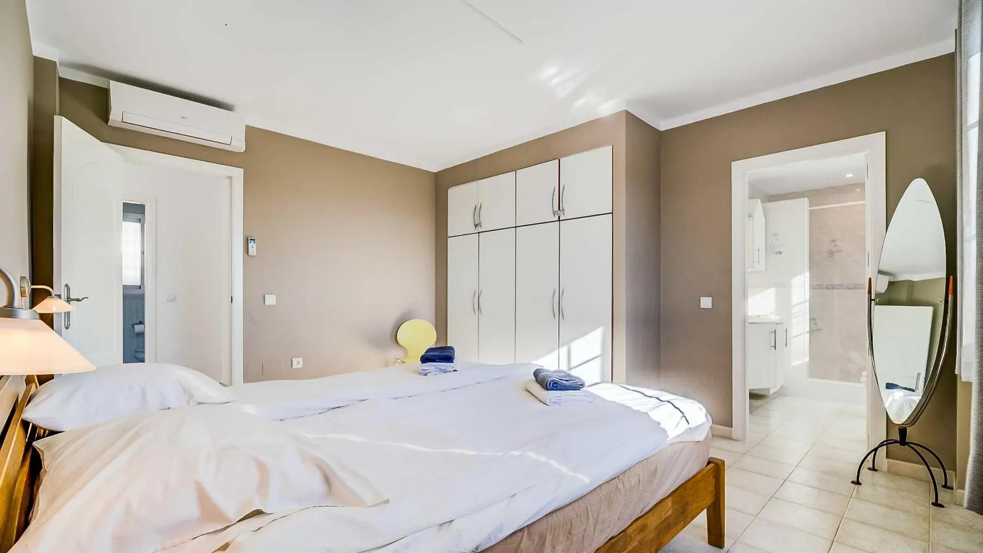 108-Villa, 2 Minutes Walk To The Beach, Heated Pool Malaga Spain