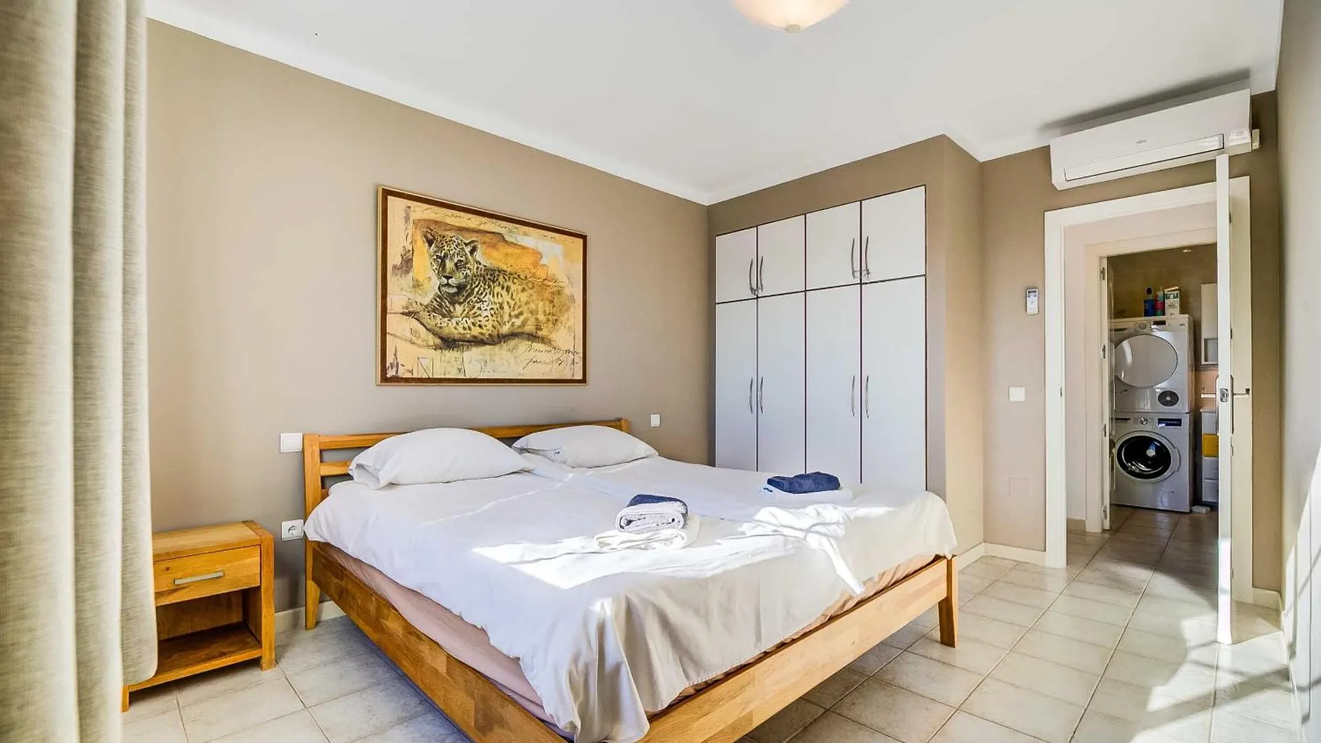108-Villa, 2 Minutes Walk To The Beach, Heated Pool Malaga