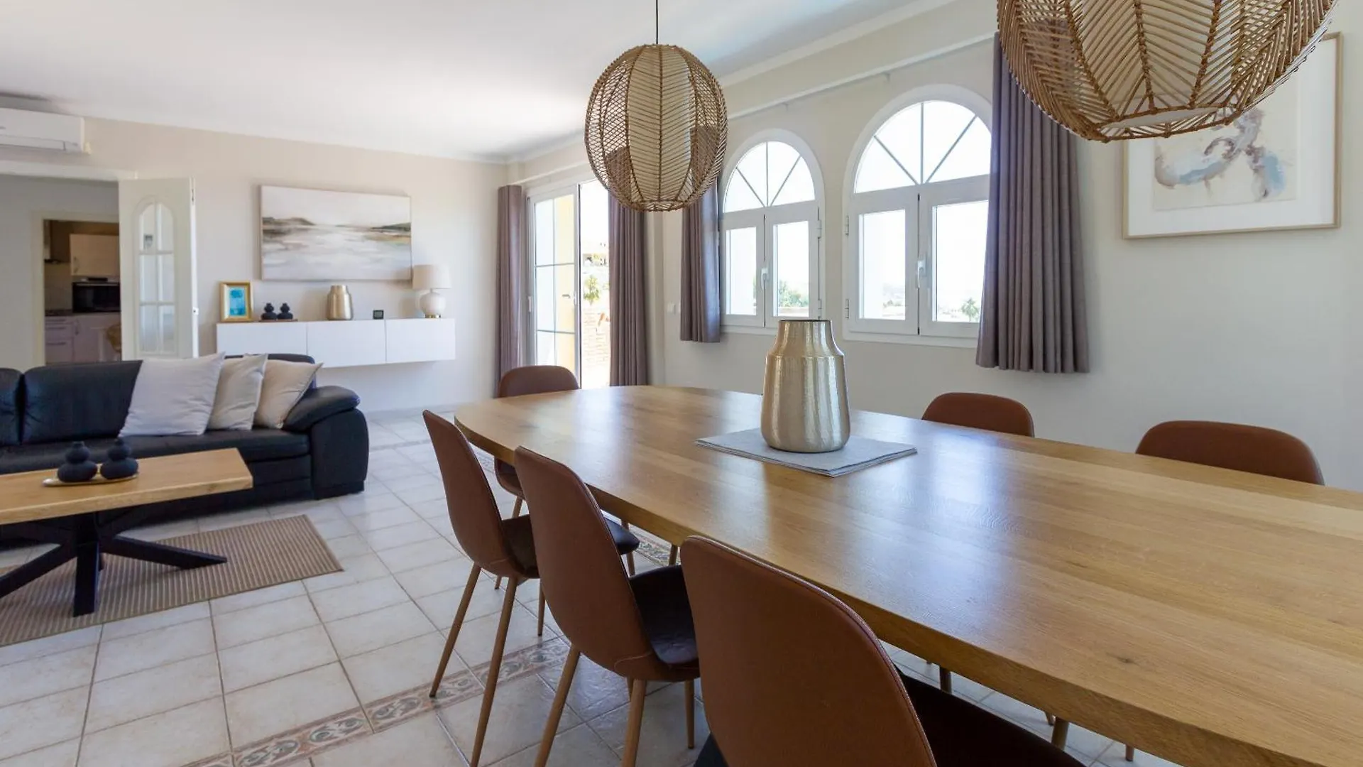 108-Villa, 2 Minutes Walk To The Beach, Heated Pool Malaga Villa